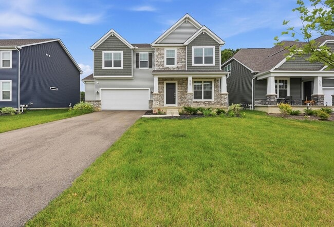 Foto del edificio - 5749 Shadowfair Ln