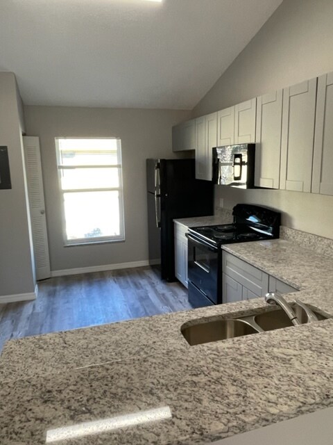 Foto del edificio - 3651 N Goldenrod Rd