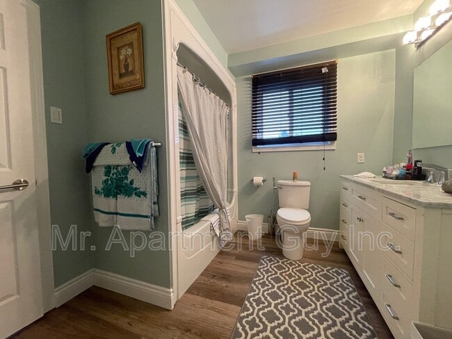 Building Photo - 1974 Portage Rd