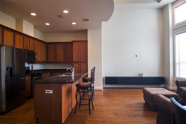 Foto del edificio - 2923 Pease St