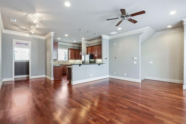 Foto del edificio - 700 Piedmont Ave NE