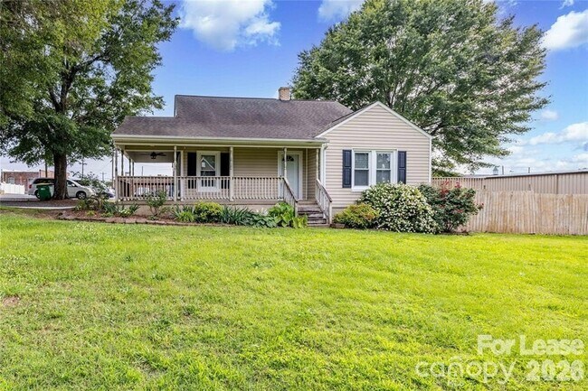 Foto del edificio - 123 E 2nd St