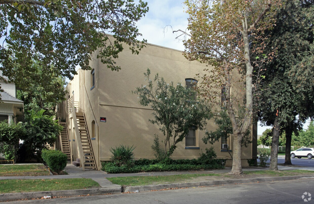 Building Photo - Parkview Apartments