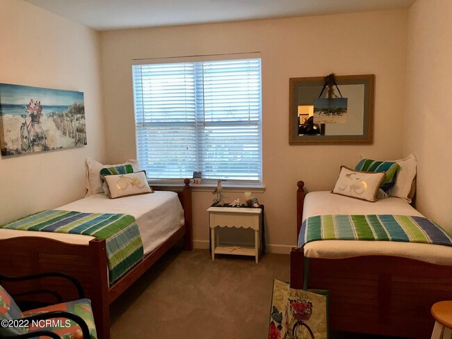 Foto del edificio - 395 S Crow Creek Dr
