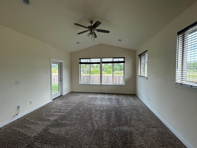 Foto del edificio - 4052 Kinston St.
