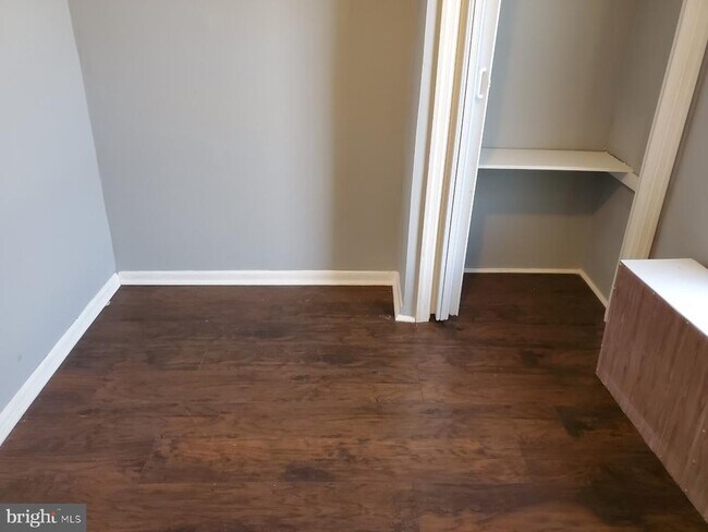 Foto del edificio - 5707 Belmar St