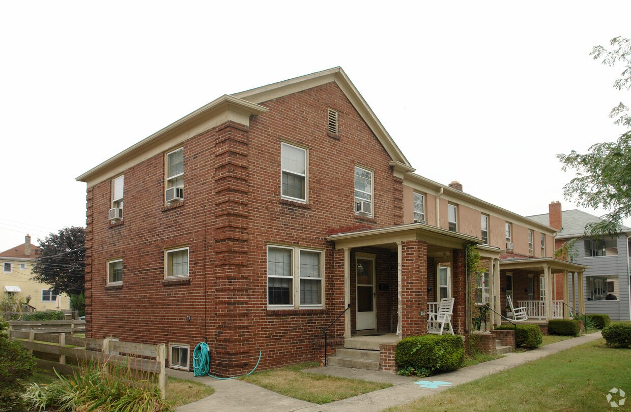 Foto del edificio - 1398-1404 Haines Ave