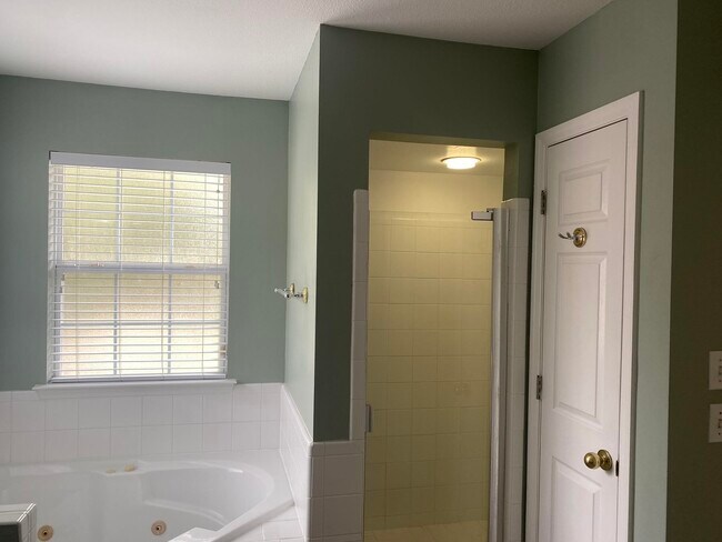 Building Photo - 3094 E Camelliawood Cir