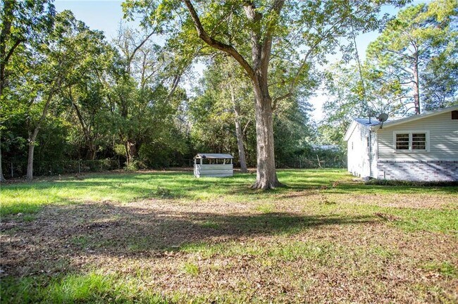 Building Photo - 6193 Offerman Loop
