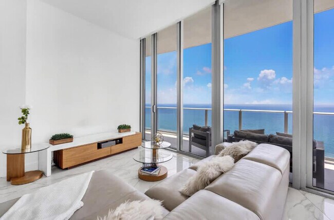 Building Photo - 4111 S Ocean Dr