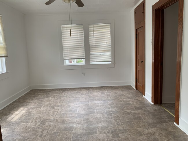 Bedroom #2 - 1915 Shirley Park Pl