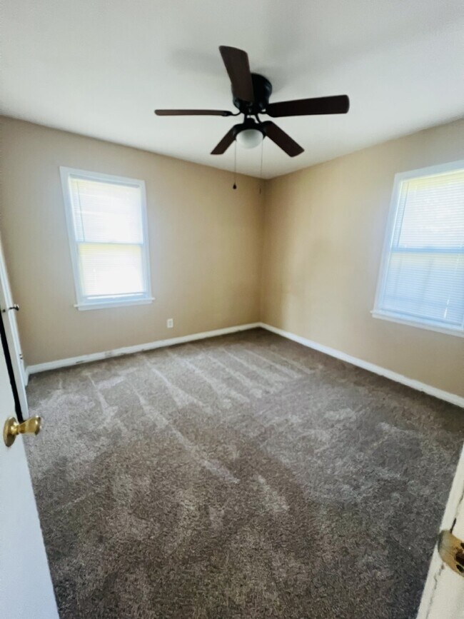 Foto del edificio - Coming soon!  Cozy 2 bedroom, 1 bathroom house in Enid!