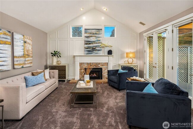 Foto del edificio - Beautiful Bellevue home with a View!