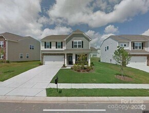 Building Photo - 14425 Green Birch Dr