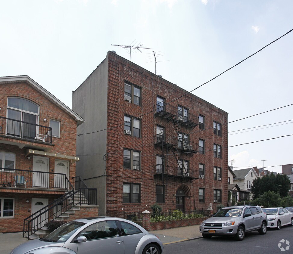 Foto del edificio - 25 Bay 31st St