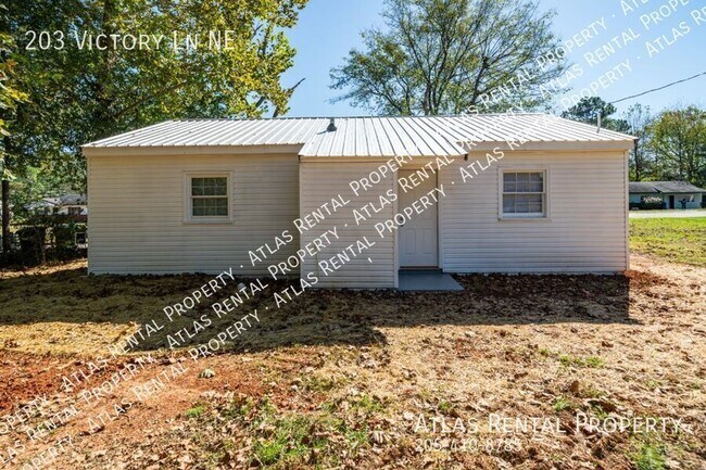 Foto del edificio - 203 Victory Ln NE