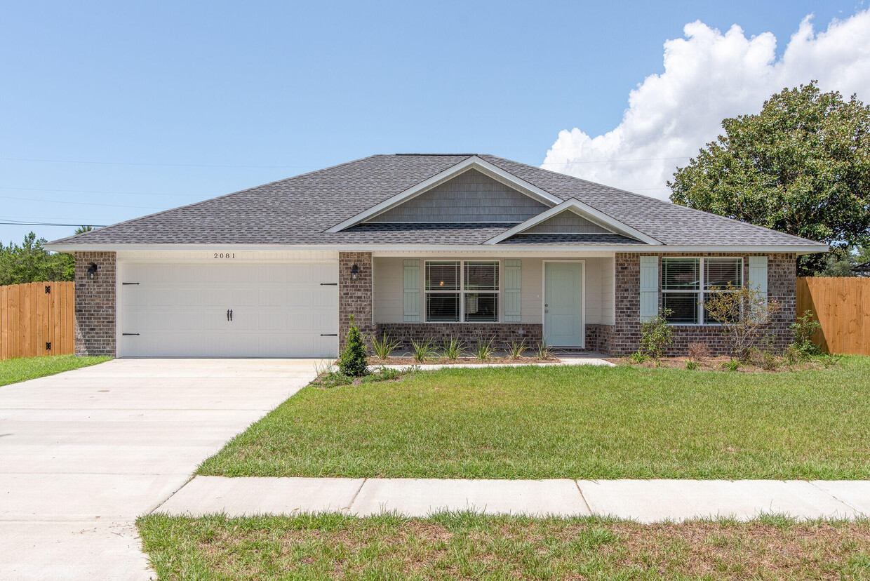 Primary Photo - 2081 Bella Breeze Ct
