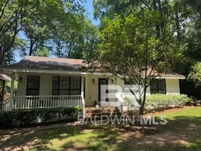 Building Photo - 7067 Hickory Ln