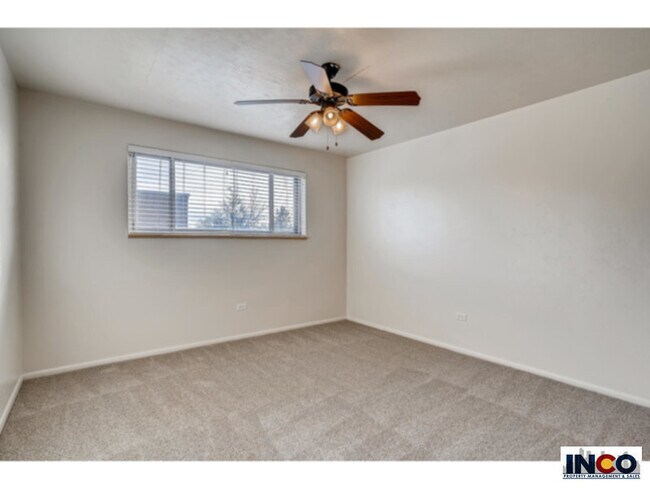 Foto del edificio - Awesome 1 bedroom in Lakewood! Close to Li...