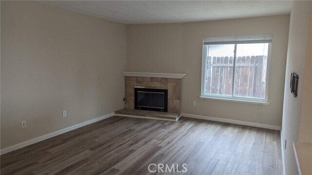 Building Photo - 304 Evergreen Dr