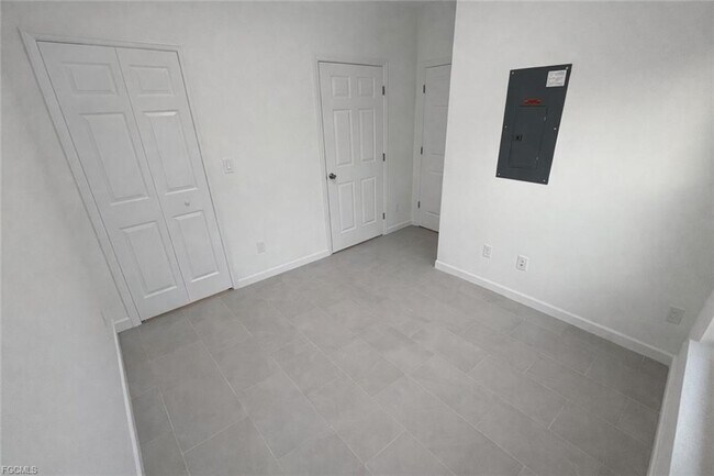Building Photo - 4187 E 26th St