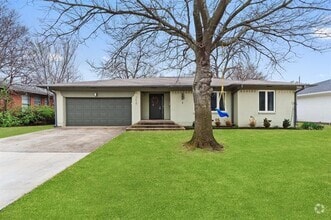 Building Photo - 7418 Fenton Dr