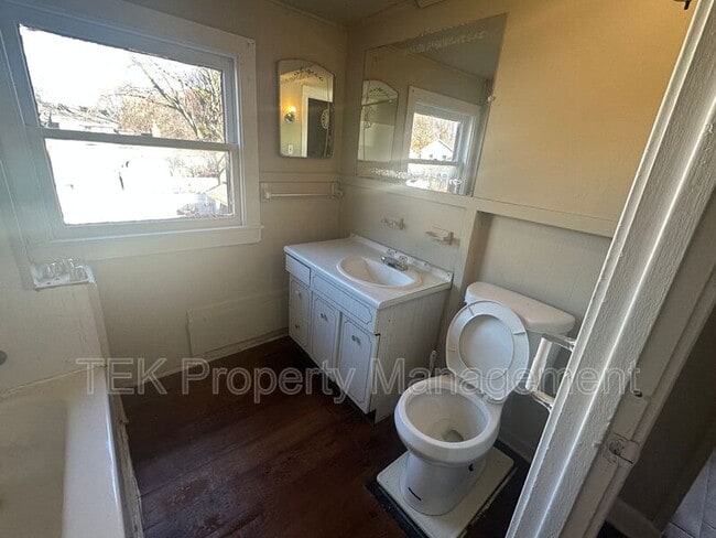 Foto del edificio - 202 4th St