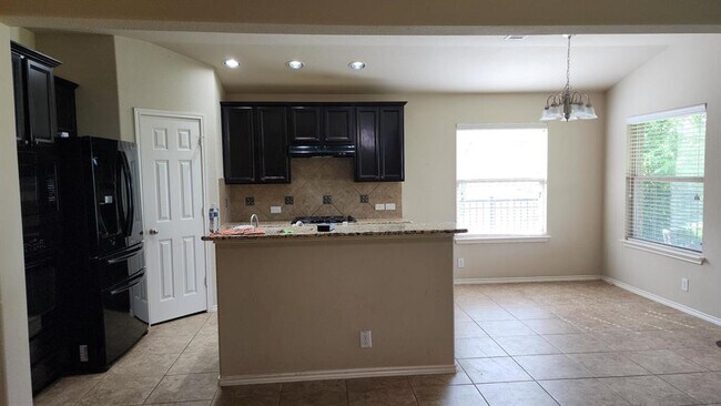 Building Photo - 1519 Greenside Dr