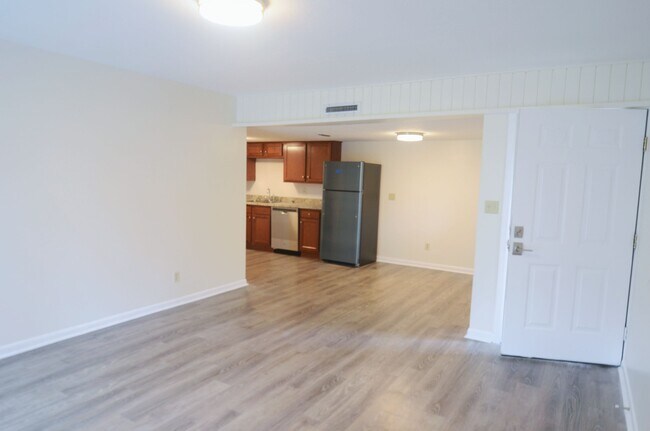 Dining Area/Living Room - 220 Stowe Ave