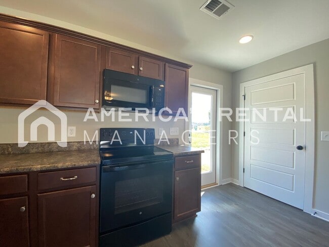 Building Photo - 3 Bedroom Home for Rent in Talladega, AL!!! Available to View Now!!!