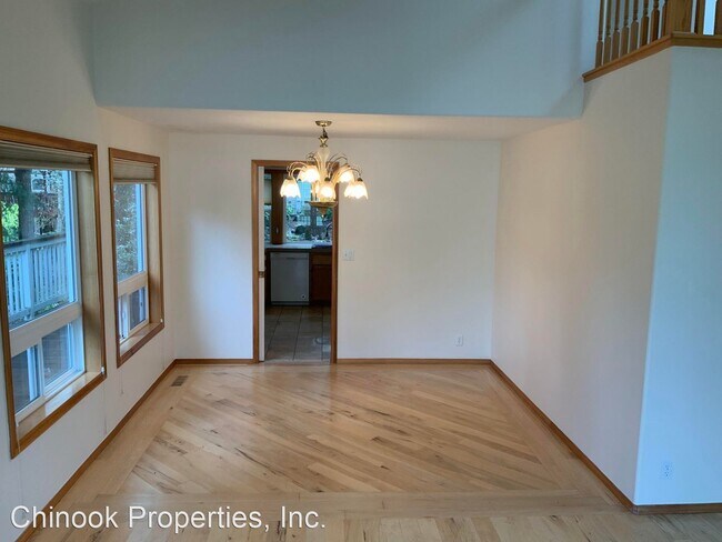 Building Photo - 4 br, 3 bath House - 3856 Ashford Dr