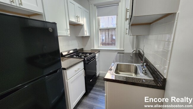 Building Photo - 1179 Boylston St