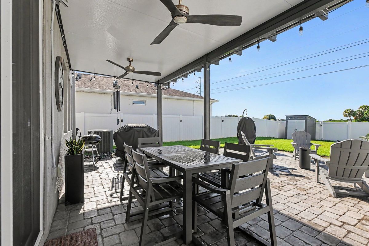 Foto del edificio - 11861 Brighton Knoll Loop