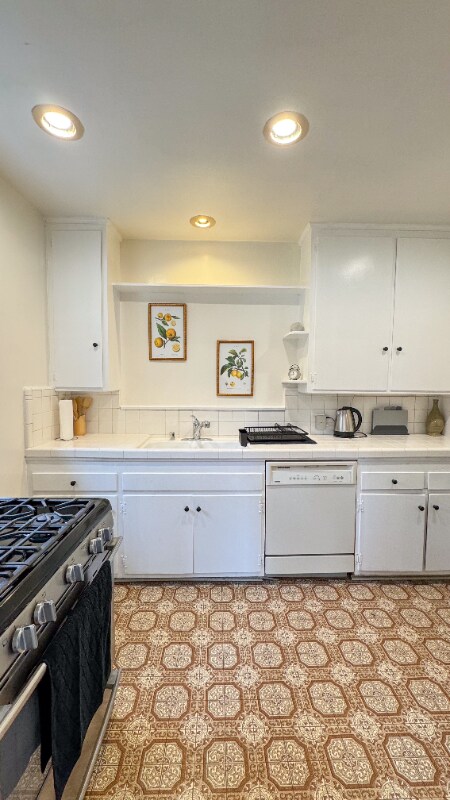 Foto del edificio - 5732 W 85th Pl