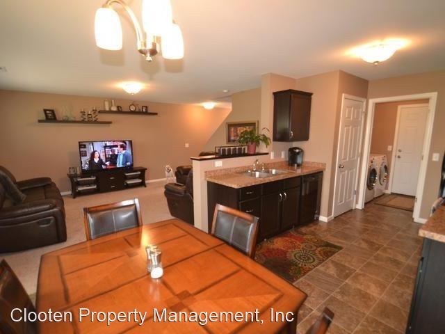 Building Photo - 3 br, 3 bath House - 721 Weyburn Drive