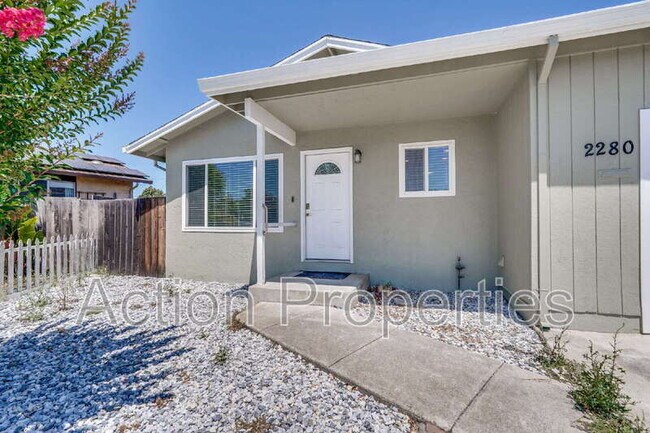 Foto del edificio - 2280 Brentwood Ct