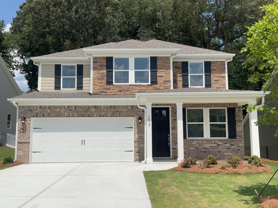 Foto principal - 1615 Soapstone Rd