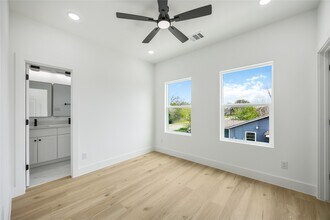 Building Photo - 4804 Carmen St