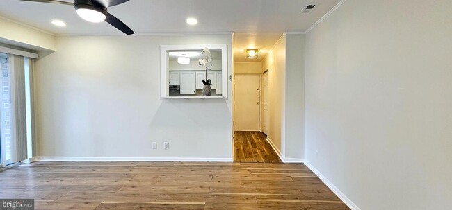 Building Photo - 114 Van Buren Rd
