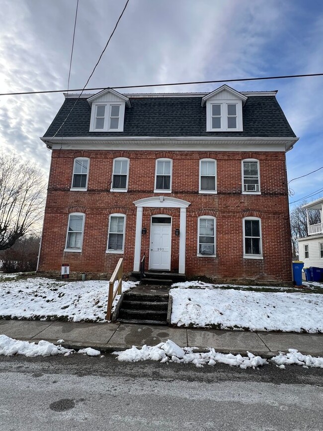 Foto del edificio - 201 Nashville Blvd