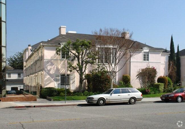 Foto del edificio - Beverly Villa Apts