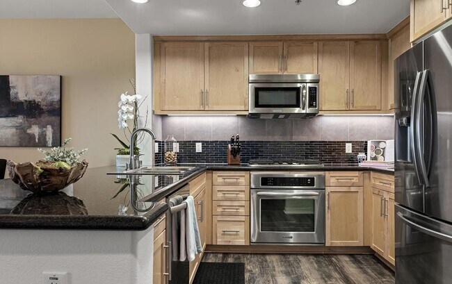 Foto del edificio - 931 E Walnut St