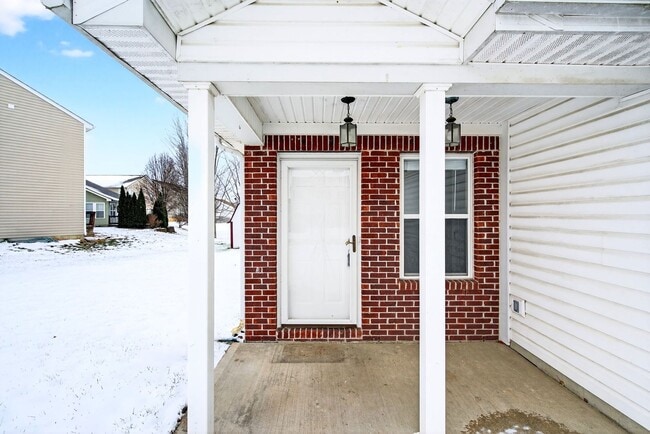 Building Photo - 3717 Golden Grain Drive