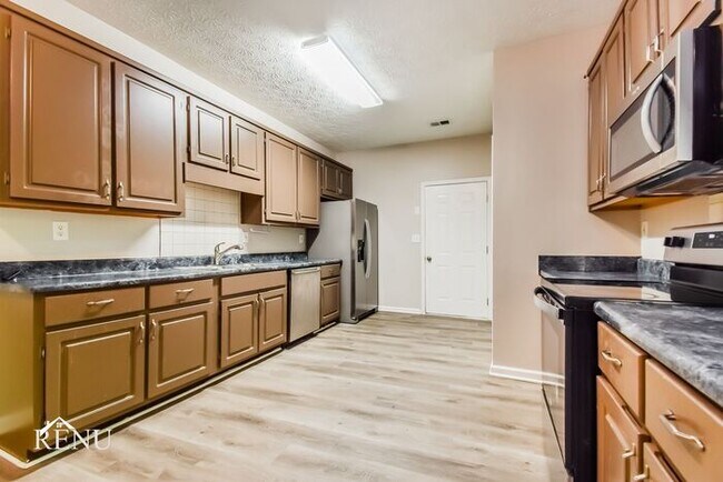 Building Photo - 3949 Tyler Ct