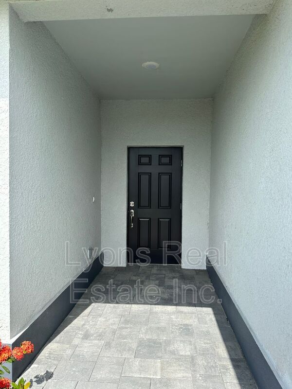 Foto del edificio - 9121 Waldrep St