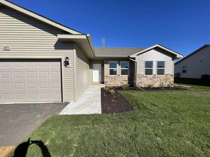 2675 Claremont Dr, Beloit, WI 53511 House Rental in Beloit, WI