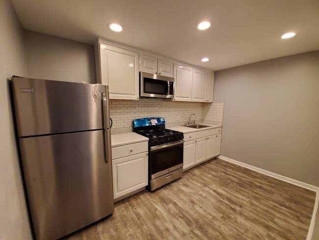 Foto del edificio - 421 Plainfield Ave