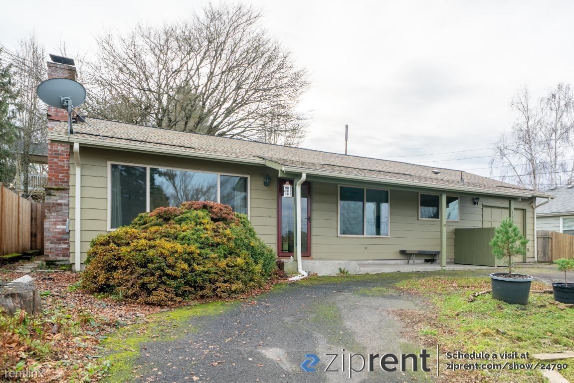 Primary Photo - 3 br, 1 bath House - 13620 SE Raymond St, ...