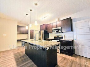 Building Photo - 1144 Adamson Dr SW