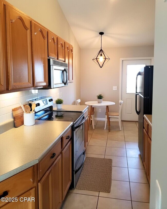 Foto del edificio - 131 Gwyn Dr